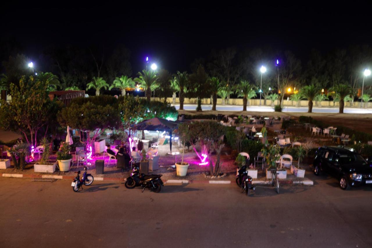 Hotel Borj El Arab Kourigha Esterno foto