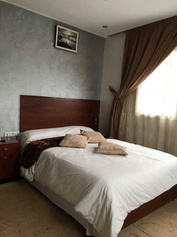 Hotel Borj El Arab Kourigha Esterno foto